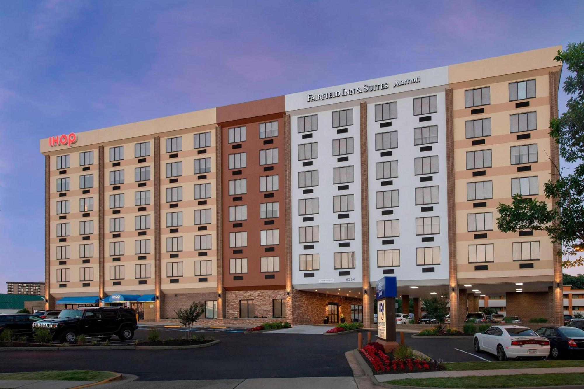 Fairfield Inn & Suites By Marriott Alexandria West/Mark Center Exterior foto