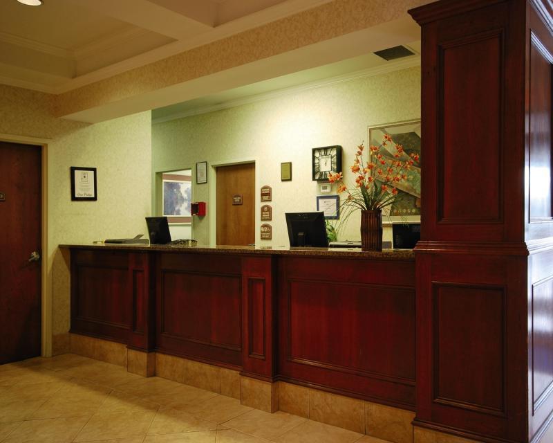 Fairfield Inn & Suites By Marriott Alexandria West/Mark Center Exterior foto